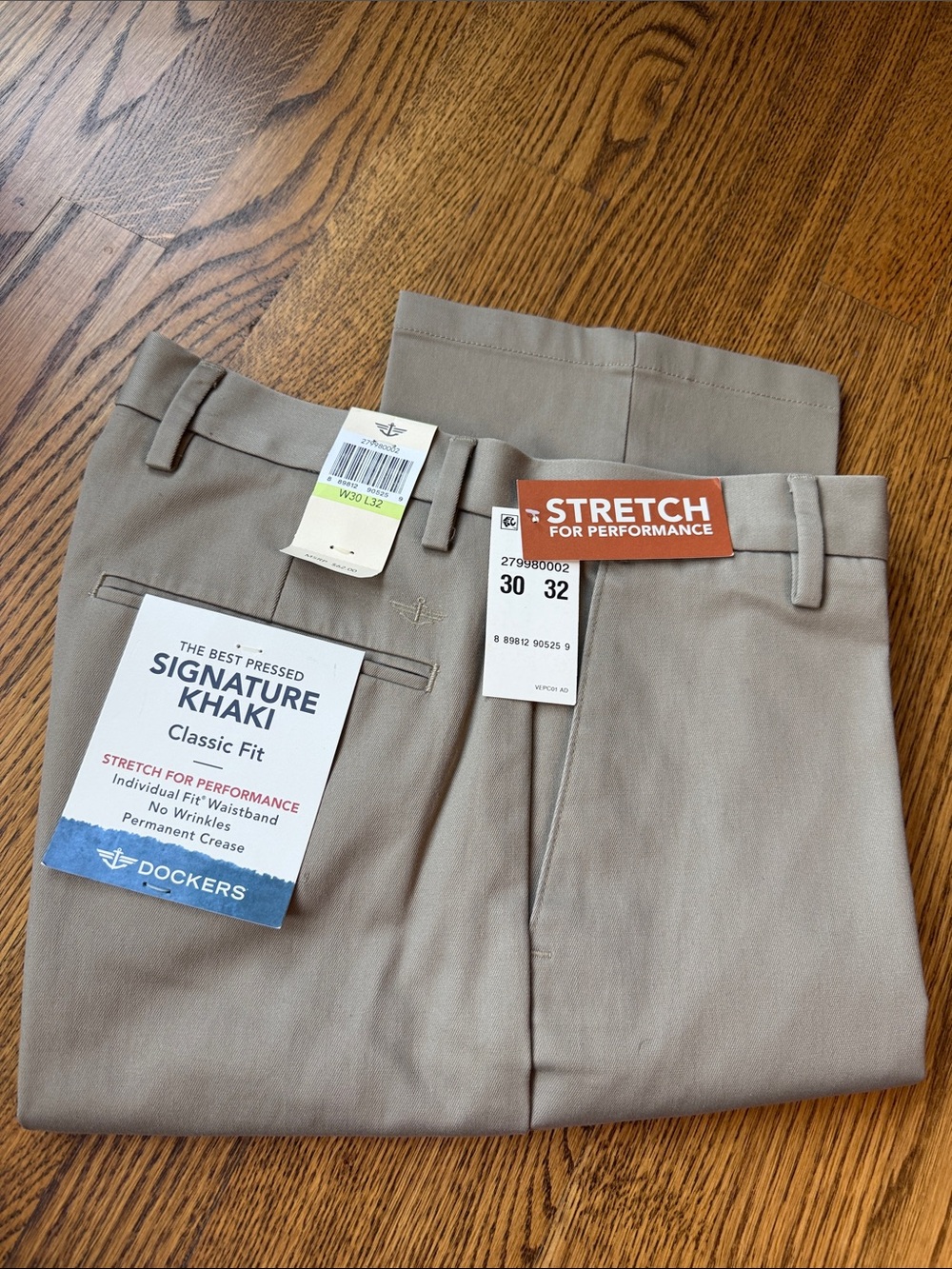 NWT Dockers Signature Khaki Stretch Classic Fit Pants - Beige/Tan